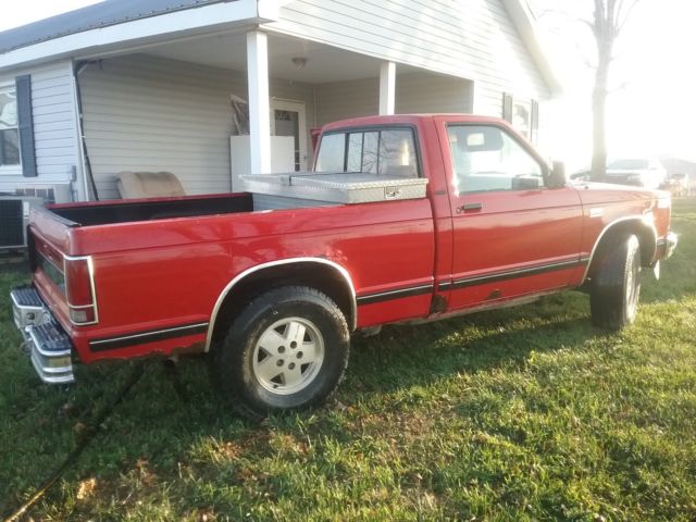 1990 Red Chevrolet S-10 Standard Cab Pickup