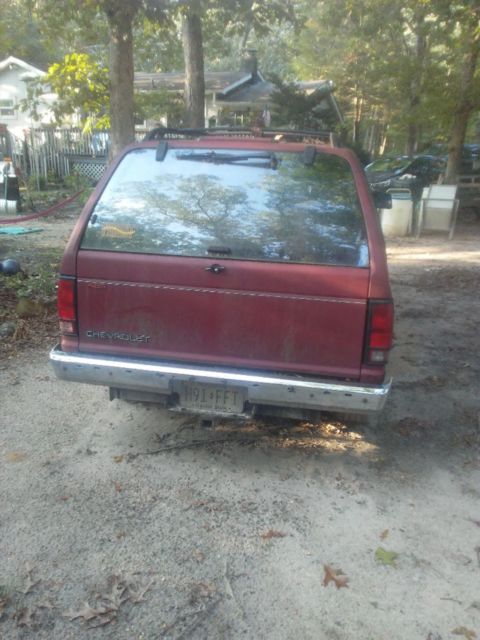 1994 Red Chevrolet S-10