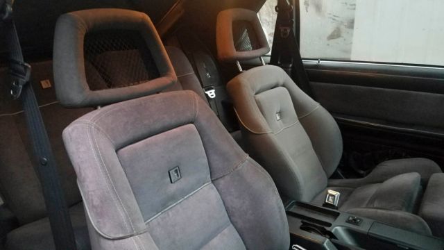 1990 Black Ford Mustang