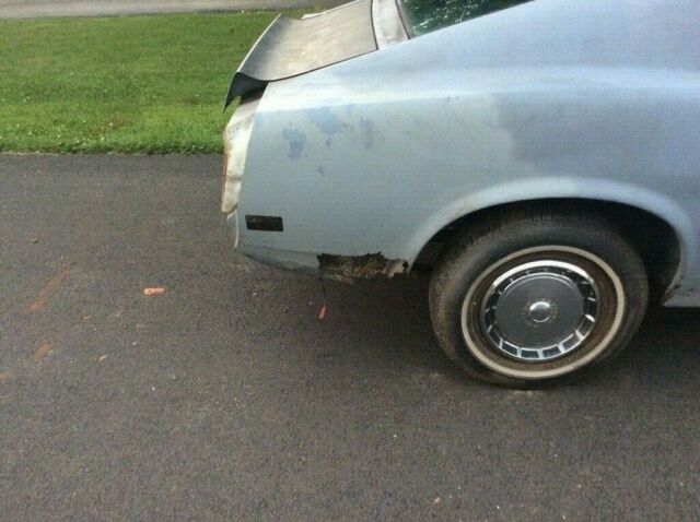 1970 White Ford Mustang Fastback
