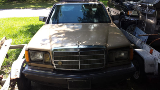 1983 Gold Mercedes-Benz 300-Series