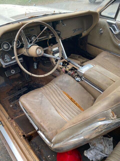 1965 Ford Thunderbird