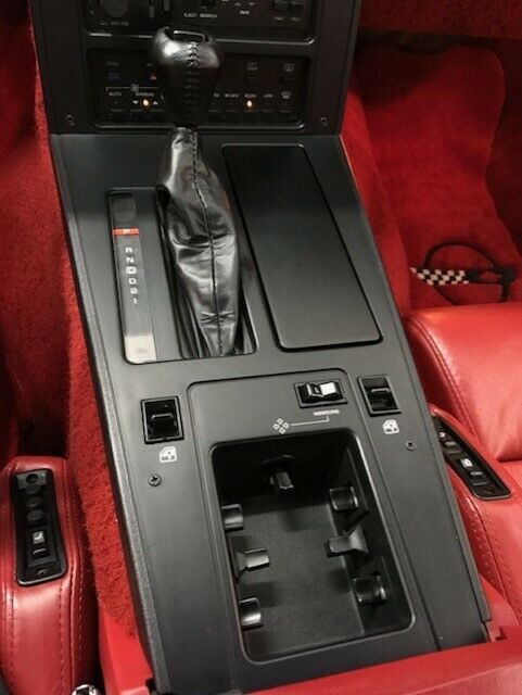 1987 Red Chevrolet Corvette Coupe