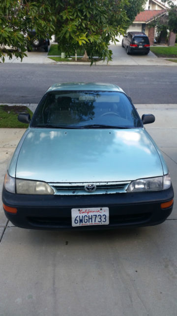 1994 Green Toyota Corolla Sedan
