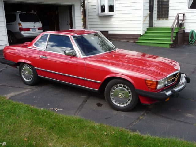 1988 Red Mercedes-Benz SL-Class