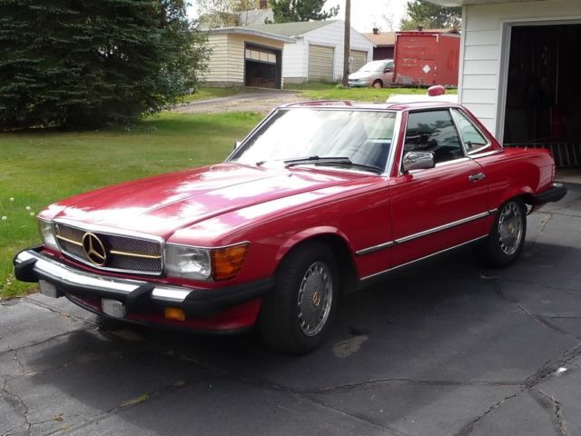 1988 Red Mercedes-Benz SL-Class