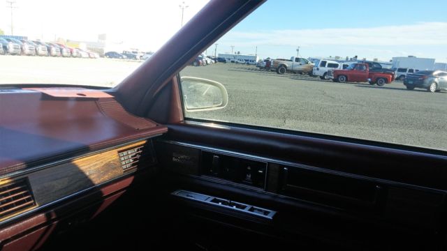 1985 WHITE Oldsmobile Ninety-Eight Sedan