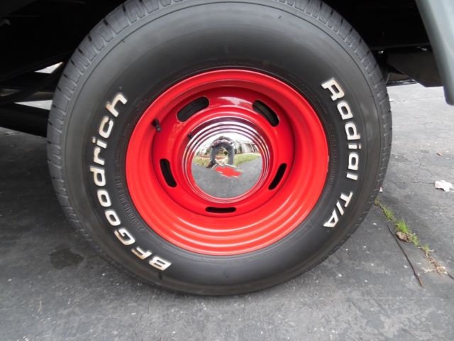 1963 Cement Grey Chevrolet C-10 Standard Cab Pickup