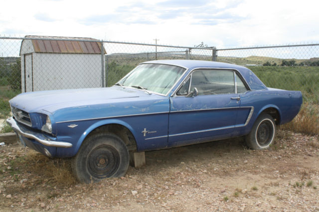 1965 Blue Ford Mustang
