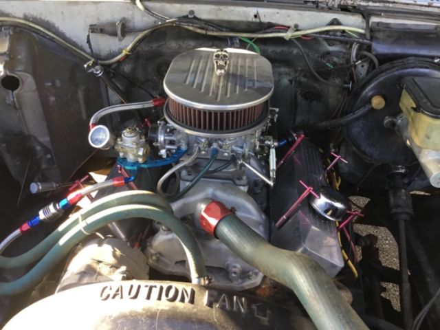 1984 Silver Chevrolet C-10 Standard Cab Pickup