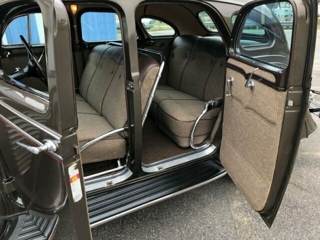 1934 Brown Chrysler Airflow Sedan