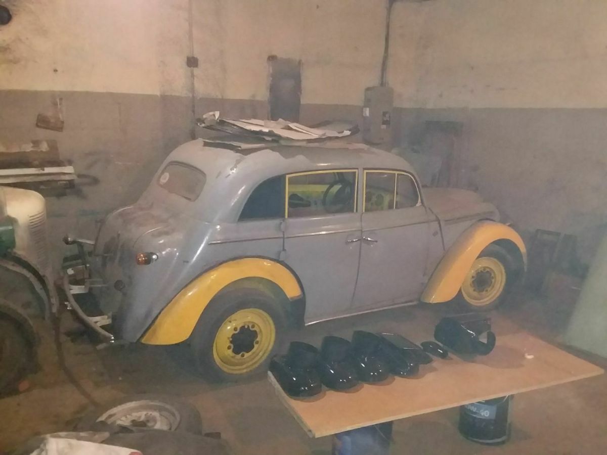 1956 Gray Oldsmobile 442