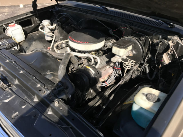 1986 Black Chevrolet C-10