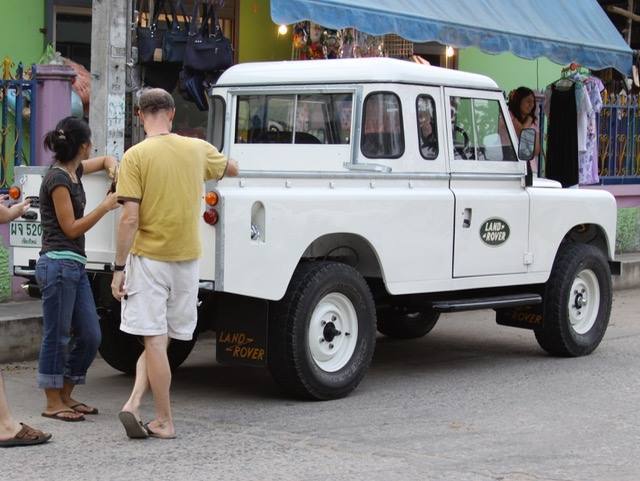 1975 White Land Rover Defender SUV