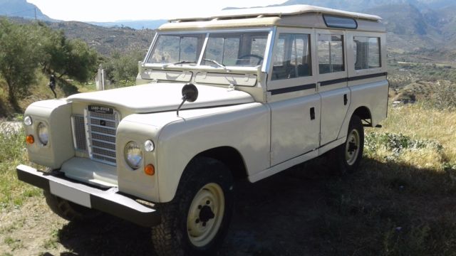 1978 Tan Land Rover Series 3 Wagon