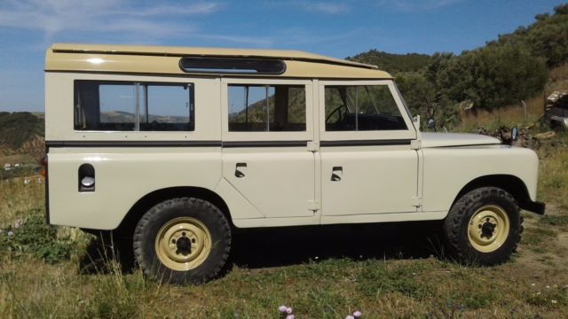 1978 Tan Land Rover Series 3 Wagon