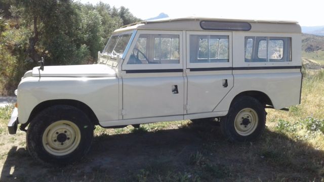 1978 Tan Land Rover Series 3 Wagon