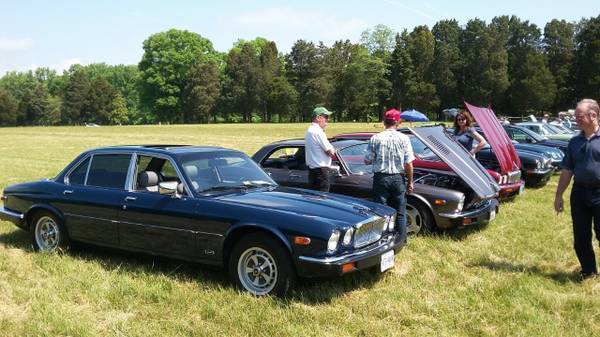 1987 Blue Jaguar XJ6 Sedan