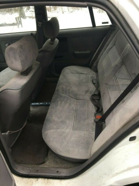 1992 White Dodge Other Sedan