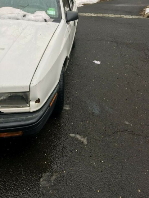 1992 White Dodge Other Sedan