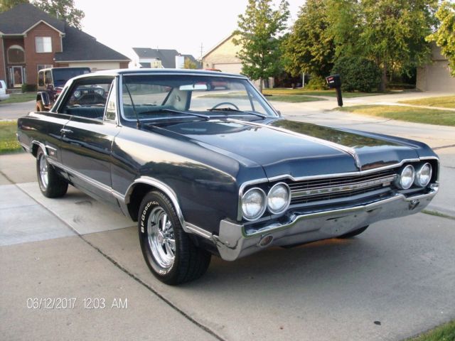 1965 BLUE Oldsmobile 442 2 DOOR