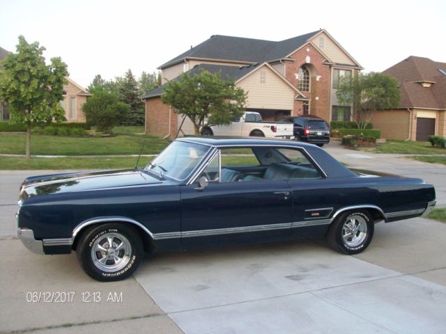 1965 BLUE Oldsmobile 442 2 DOOR