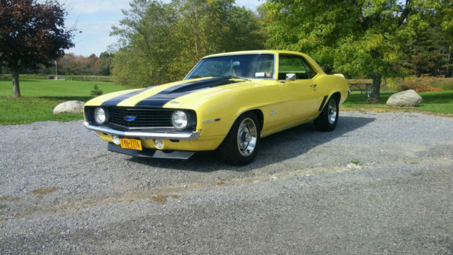 19690000 Yellow Chevrolet Camaro Hardtop
