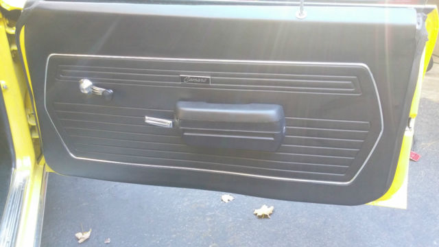 19690000 Yellow Chevrolet Camaro Hardtop