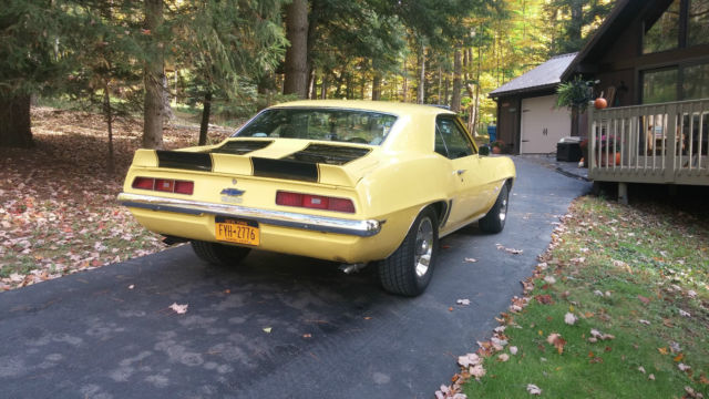 19690000 Yellow Chevrolet Camaro Hardtop