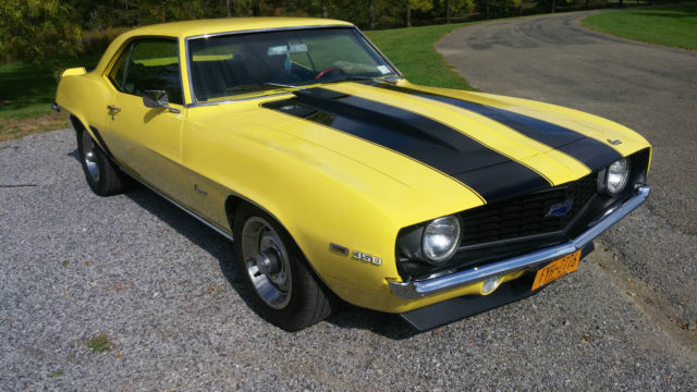 19690000 Yellow Chevrolet Camaro Hardtop