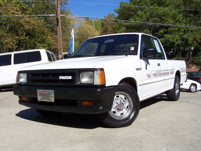 1991 White Mazda B-Series Pickups Pickup Truck