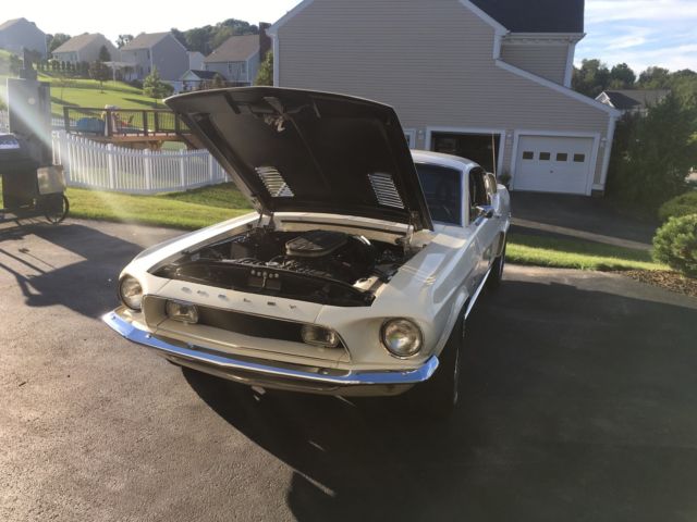 1968 Wimbledon White Ford Mustang Coupe