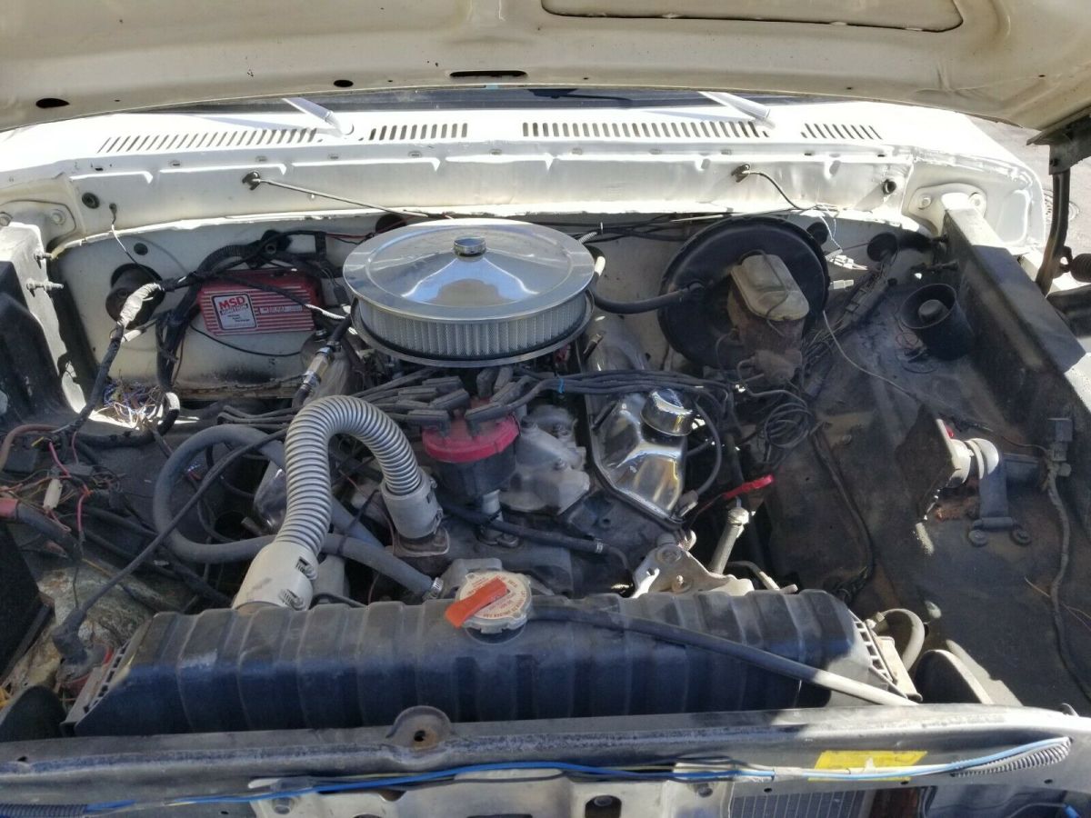 1977 White Ford F-150