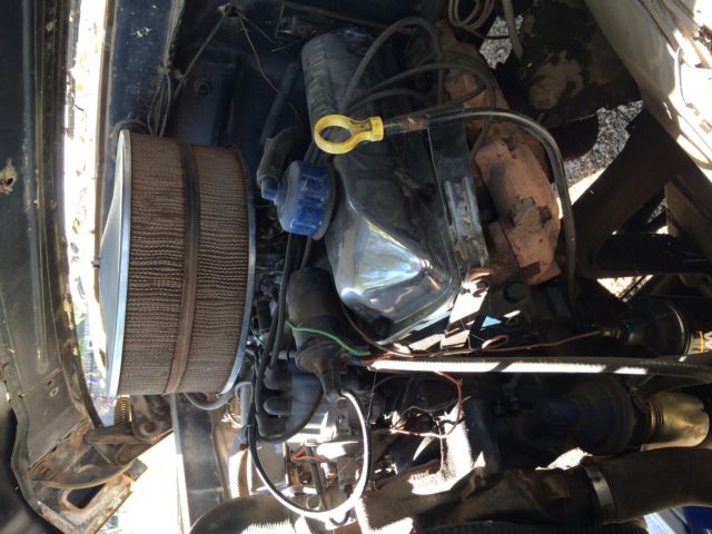 1966 White and blue Ford F-100 Wide short bed