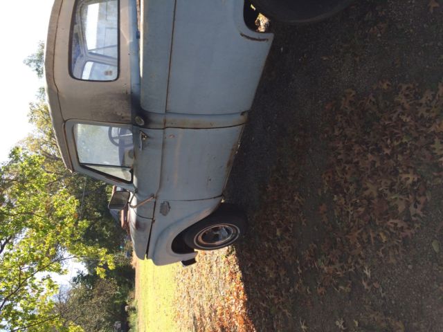 1966 White and blue Ford F-100 Wide short bed