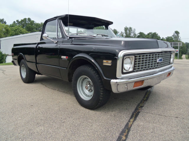 1972 Black Chevrolet C-10