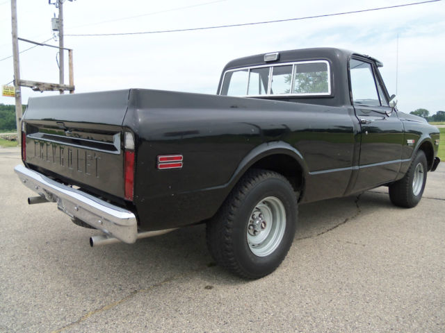 1972 Black Chevrolet C-10