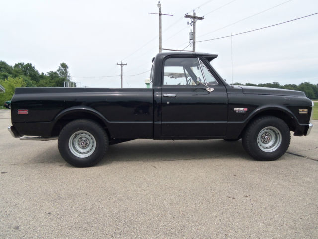 1972 Black Chevrolet C-10