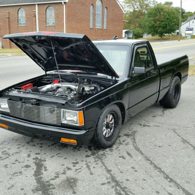 1989 Black Chevrolet S-10 Standard Cab Pickup