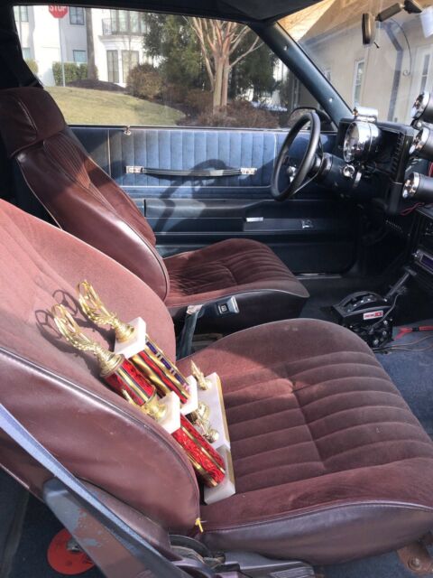 1988 Black Chevrolet Monte Carlo Coupe