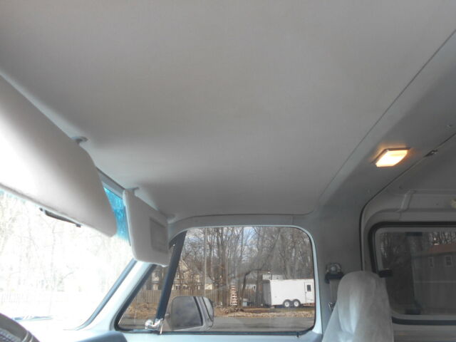 1991 White GMC Jimmy SUV