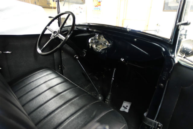 1930 Dark blue Ford Model A