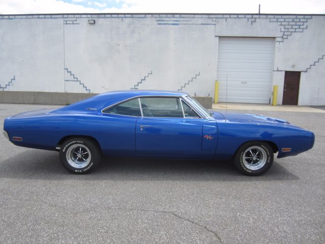 1970 Blue Dodge Charger Coupe