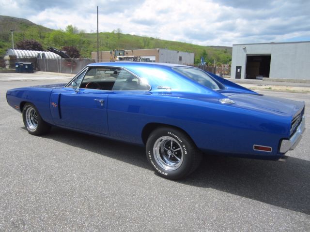 1970 Blue Dodge Charger Coupe