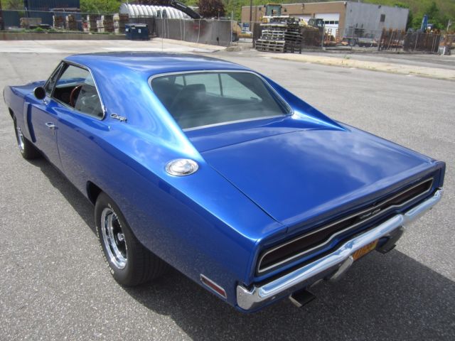 1970 Blue Dodge Charger Coupe