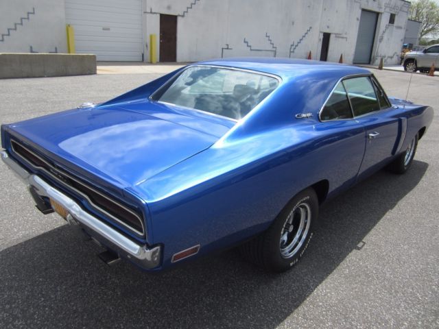 1970 Blue Dodge Charger Coupe