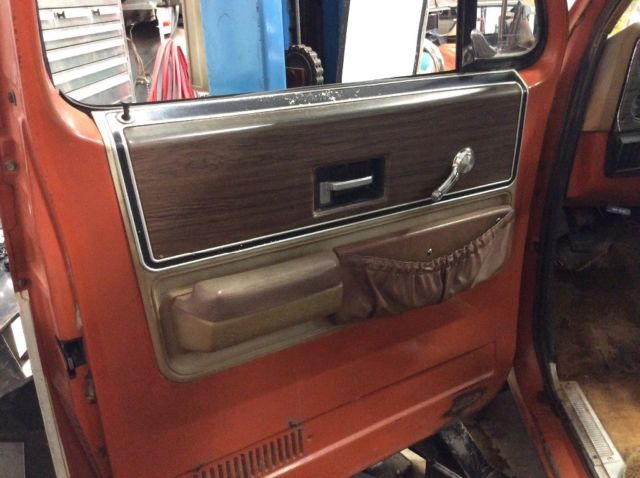 1974 White GMC Sierra 2500