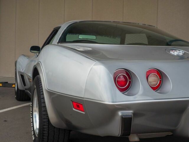 1978 Silver Chevrolet Corvette --