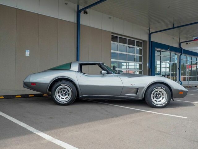 1978 Silver Chevrolet Corvette --