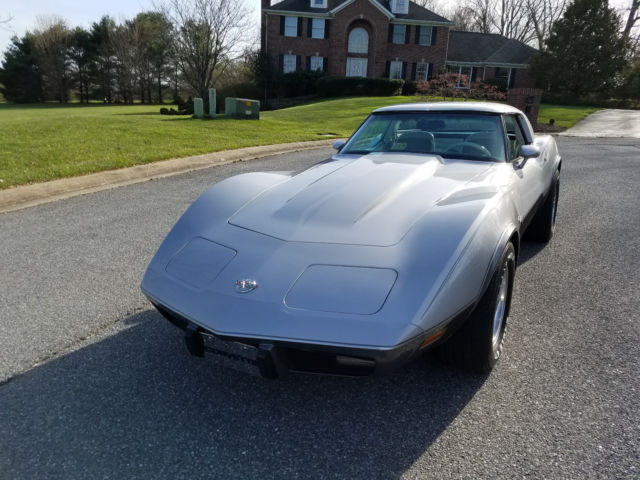1978 Silver Chevrolet Corvette Coupe